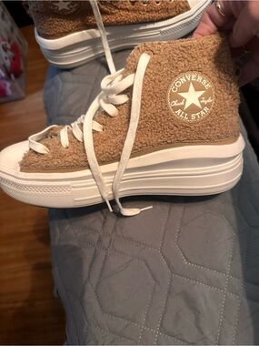 Converse Tan Sherpa Platform High-Top Sneakers women 9